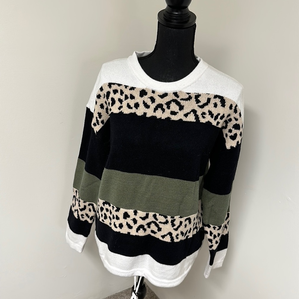 ⭐️Mixed Pattern Sweater